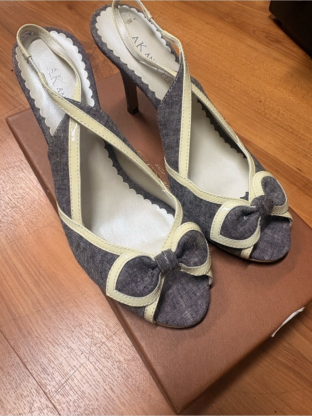 Ann Taylor Factory Gray and Cream Slingback Peep-Toe Heels